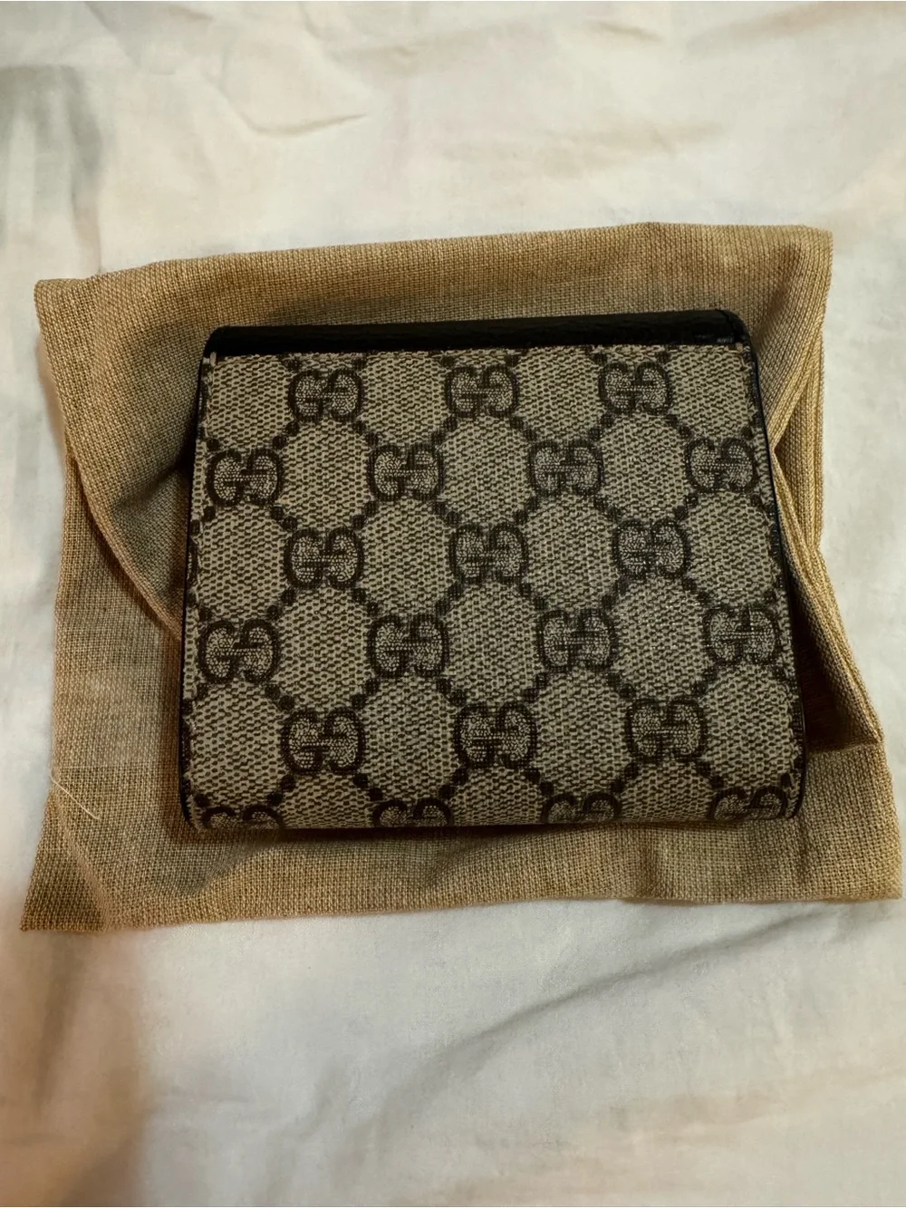 Gucci Black Pebbled Leather & GG Canvas Compact Wallet with Gold Hardware - Picture 5 of 9